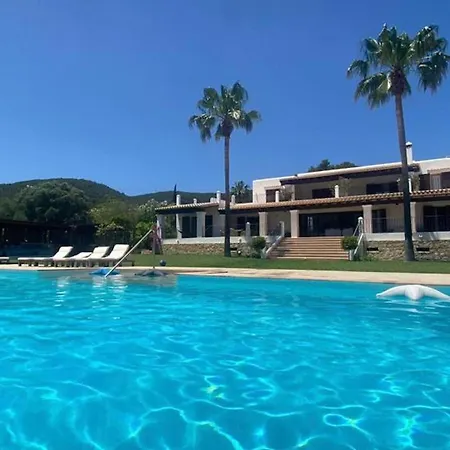 Villa Casa Felles - *
